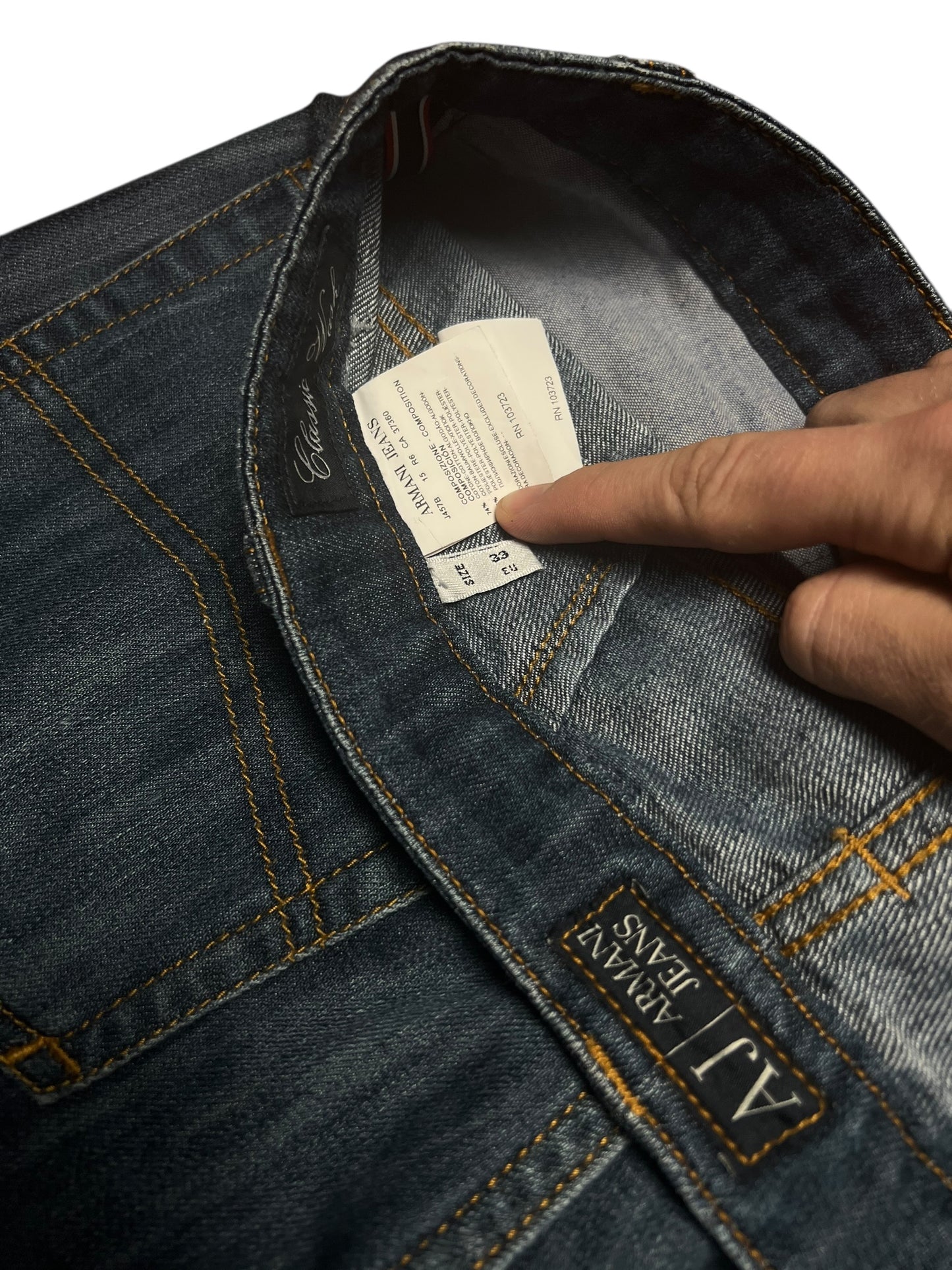 Armani Hose (blau) EU 33